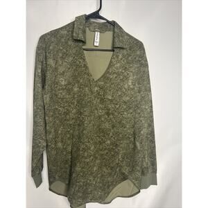 Athleta Top Womens Small Olive Green Zuma Printed Viper Shadow Long Sleeve Tunic